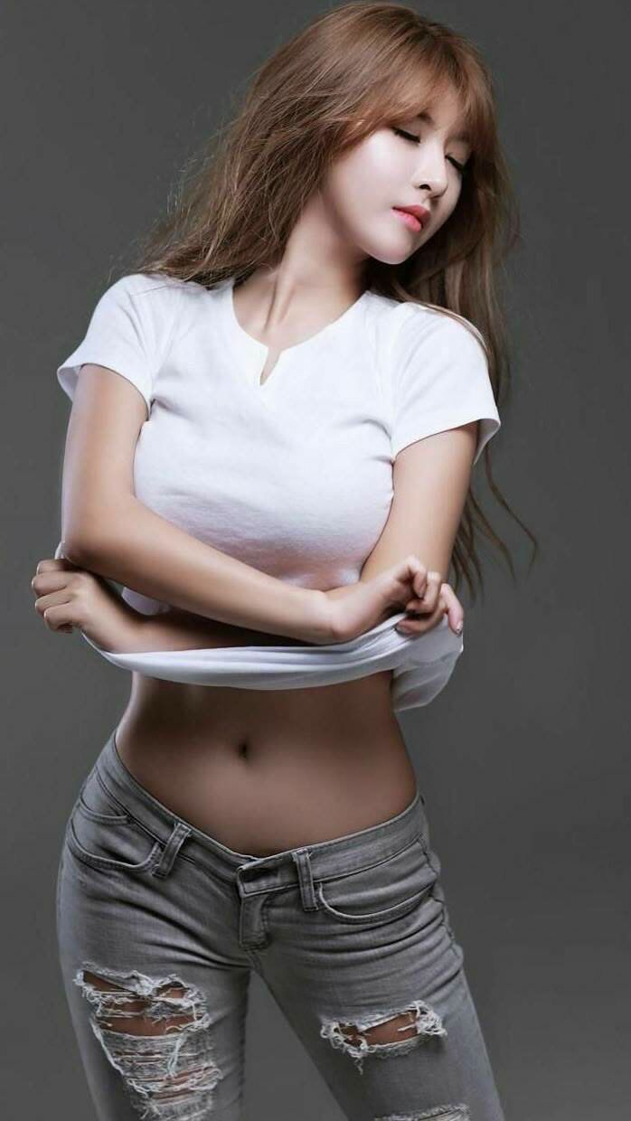 爱游戏app-意大利骑手拉里萨·保利斯在2024年巴黎奥运会盛装舞步比赛中以“Luna”马匹获得第七名，展现出色表现。
