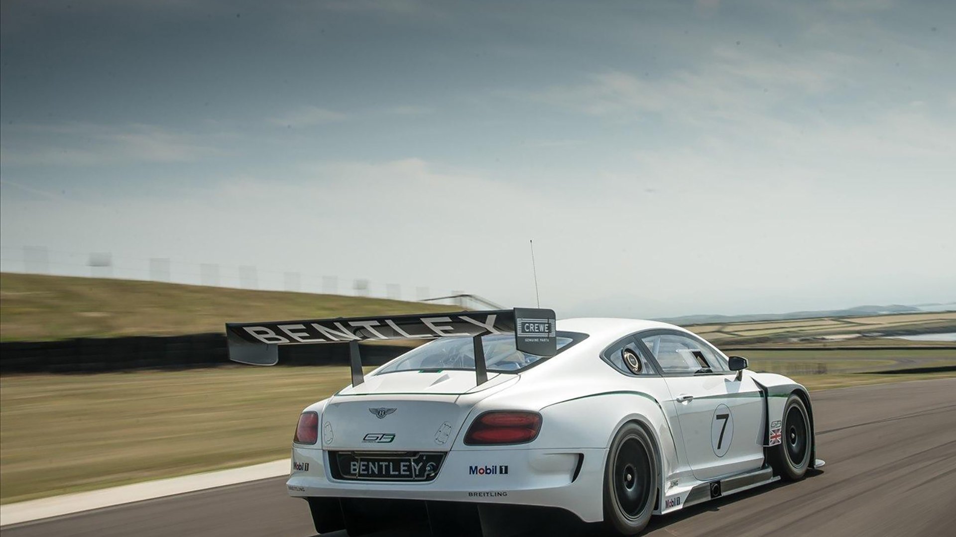 爱游戏登录入口-五大联赛球队是否过度依赖边锋创造机会，五大联赛球队球员