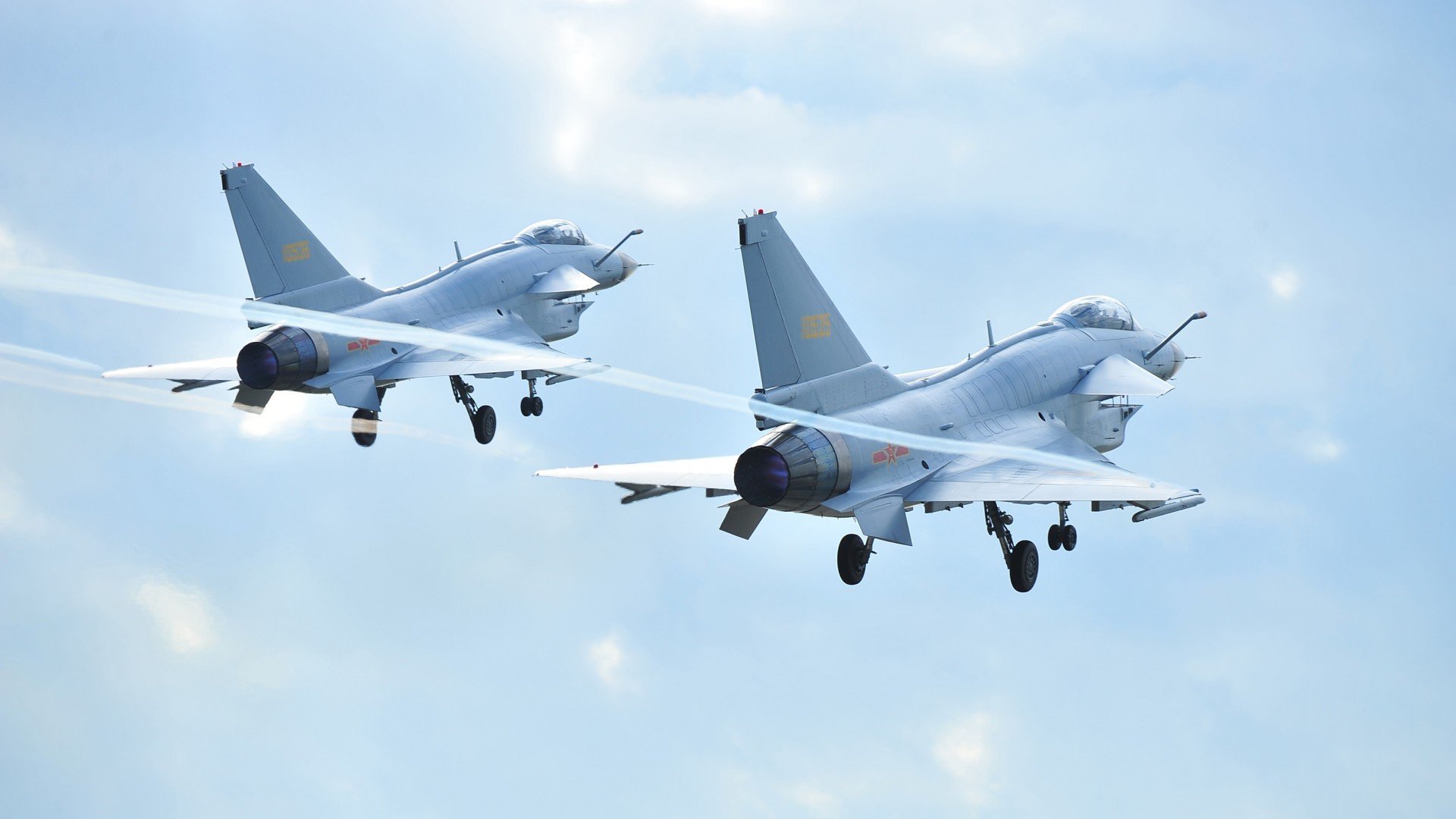 爱游戏娱乐-球队是否更频繁使用定位球发起非传统进攻套路，定位球战术